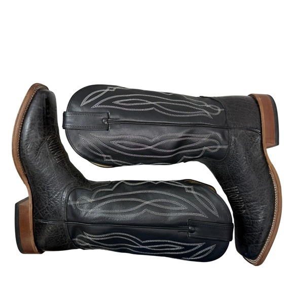 Shoes - Picture 10 of 12